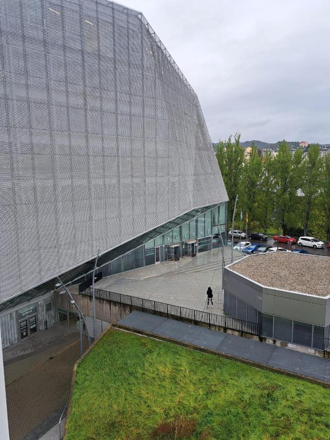 Piso Millenium Lägenhet Ourense Exteriör bild